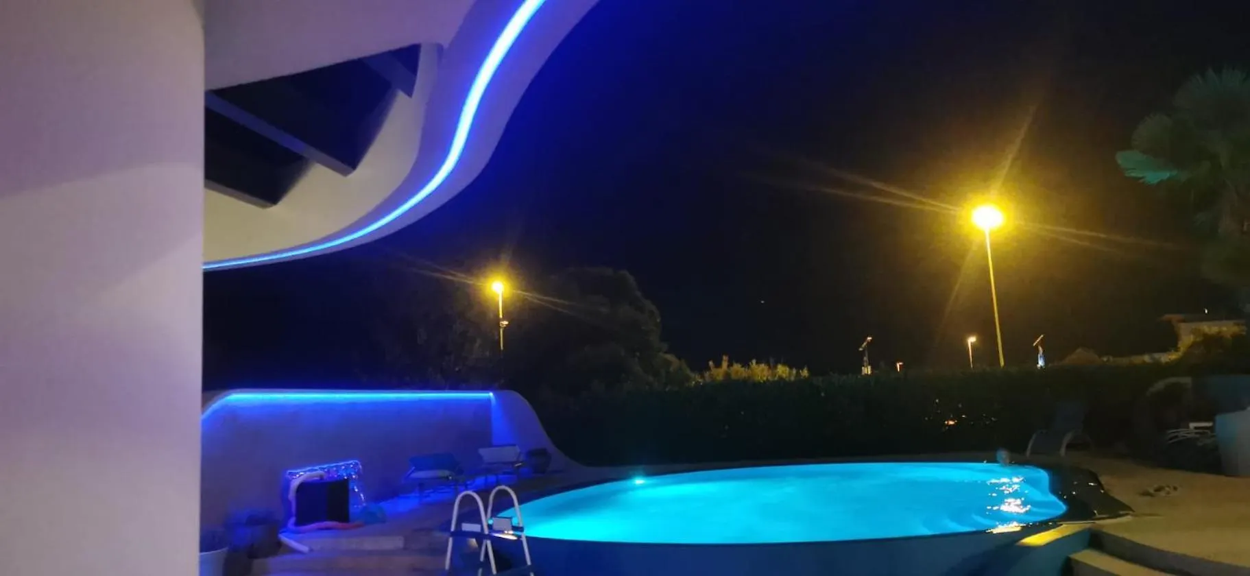 Villa Elke Maria With Overflow Pool And Hydromassage Novigrad Istria 0*,  Chorvatsko