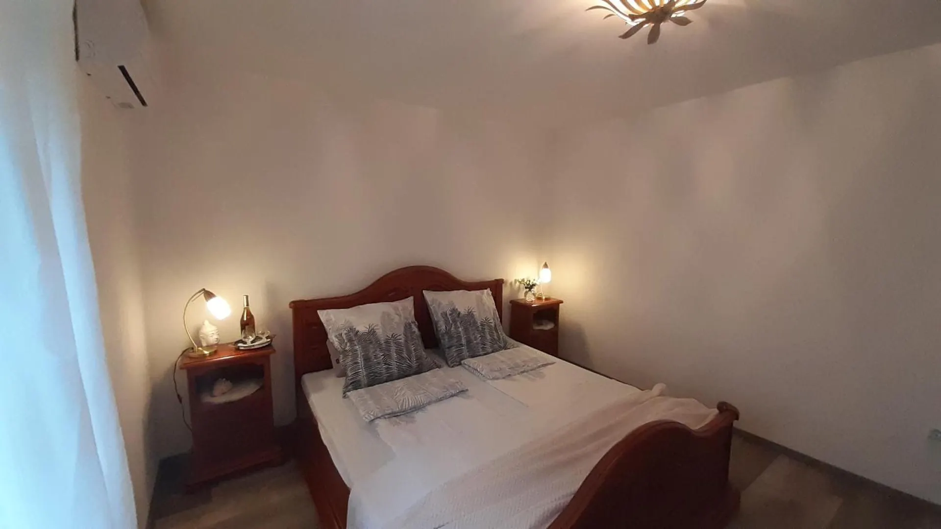 Apartment Villa Elke Maria With Overflow Pool And Hydromassage Novigrad